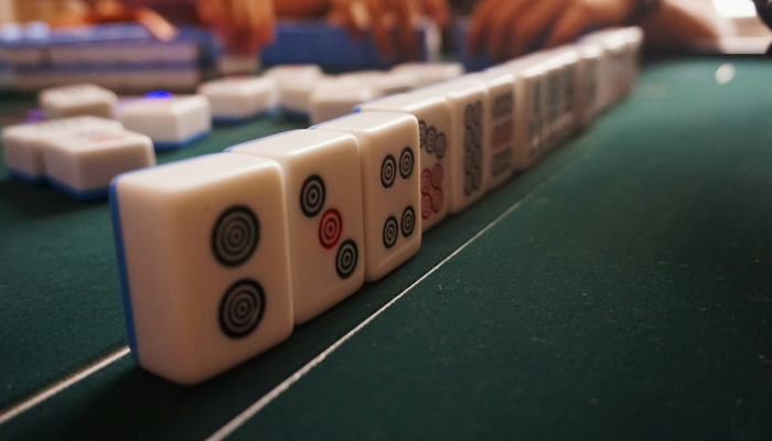 万能开挂辅助“凑一桌游戏怎么开挂”其实确实有挂