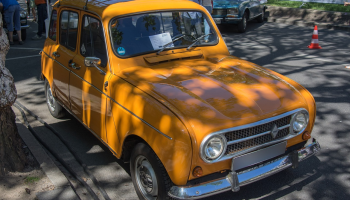 雷诺汽车最新疫情防控措施：安全驾驶新时代